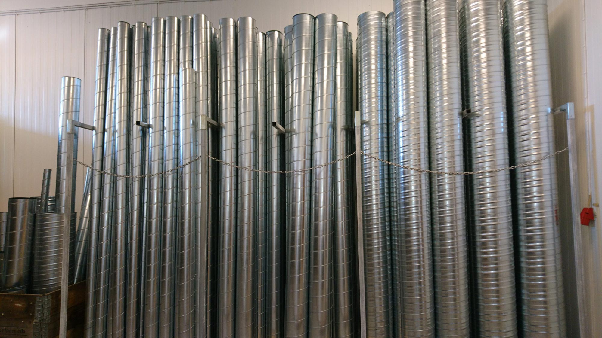 butiksförsäljning av plåt och ventilation